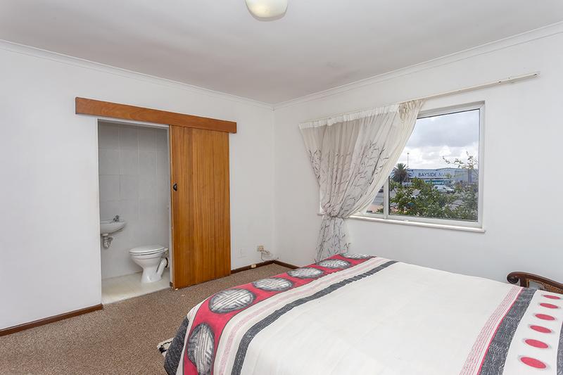 3 Bedroom Property for Sale in Waves Edge Western Cape